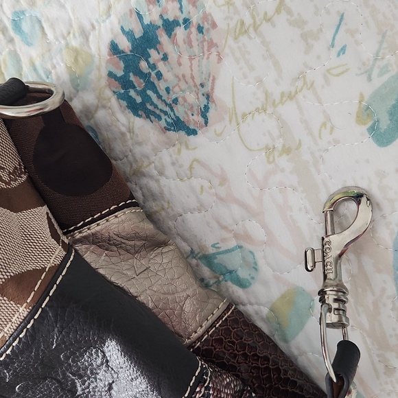 Coach Handbag - Picture 7 of 13